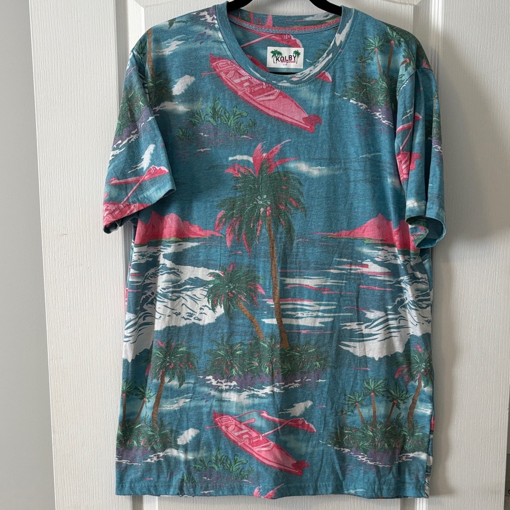 Vibrant Island Escape Short Sleeve Tee